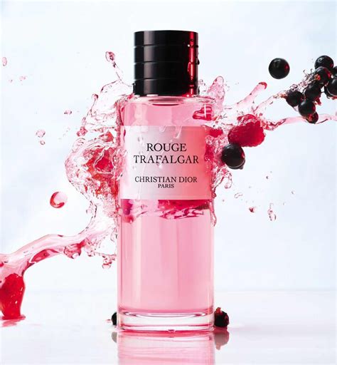 dior ルージュトラファルガー|Rouge Trafalgar : le parfum couture aux accords fruits rouges l .